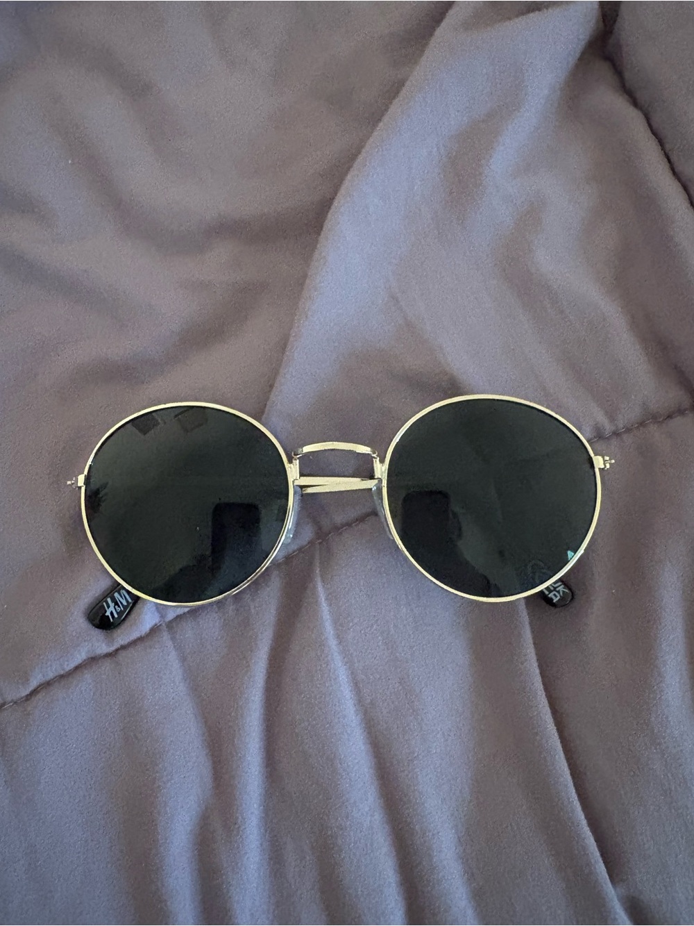 H&M Round Sunglasses in Gold with Black Lenses
